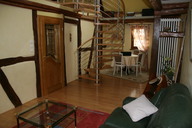 Salon accès mezzanine
